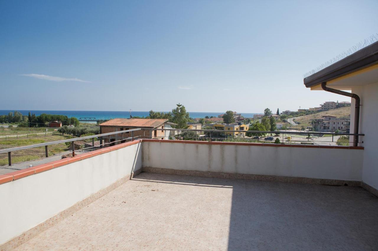 Appartamenti Giusi Con Giardino O Veranda Madonna della Catena Exterior foto